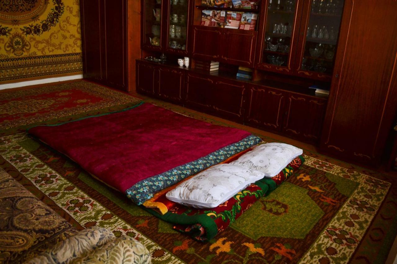 Guesthouse Bermet Tong Bagian luar foto